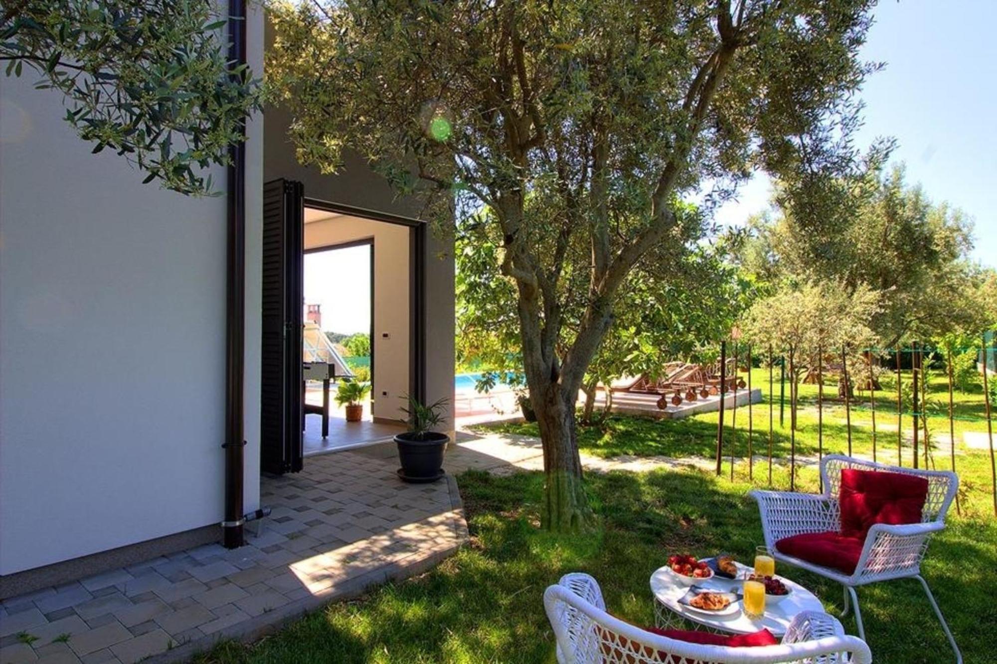 Ferienhaus Mit Privatpool Fuer 8 Personen Ca 200 Qm In Medulin, Istrien Suedkueste Von Istrien Exteriör bild