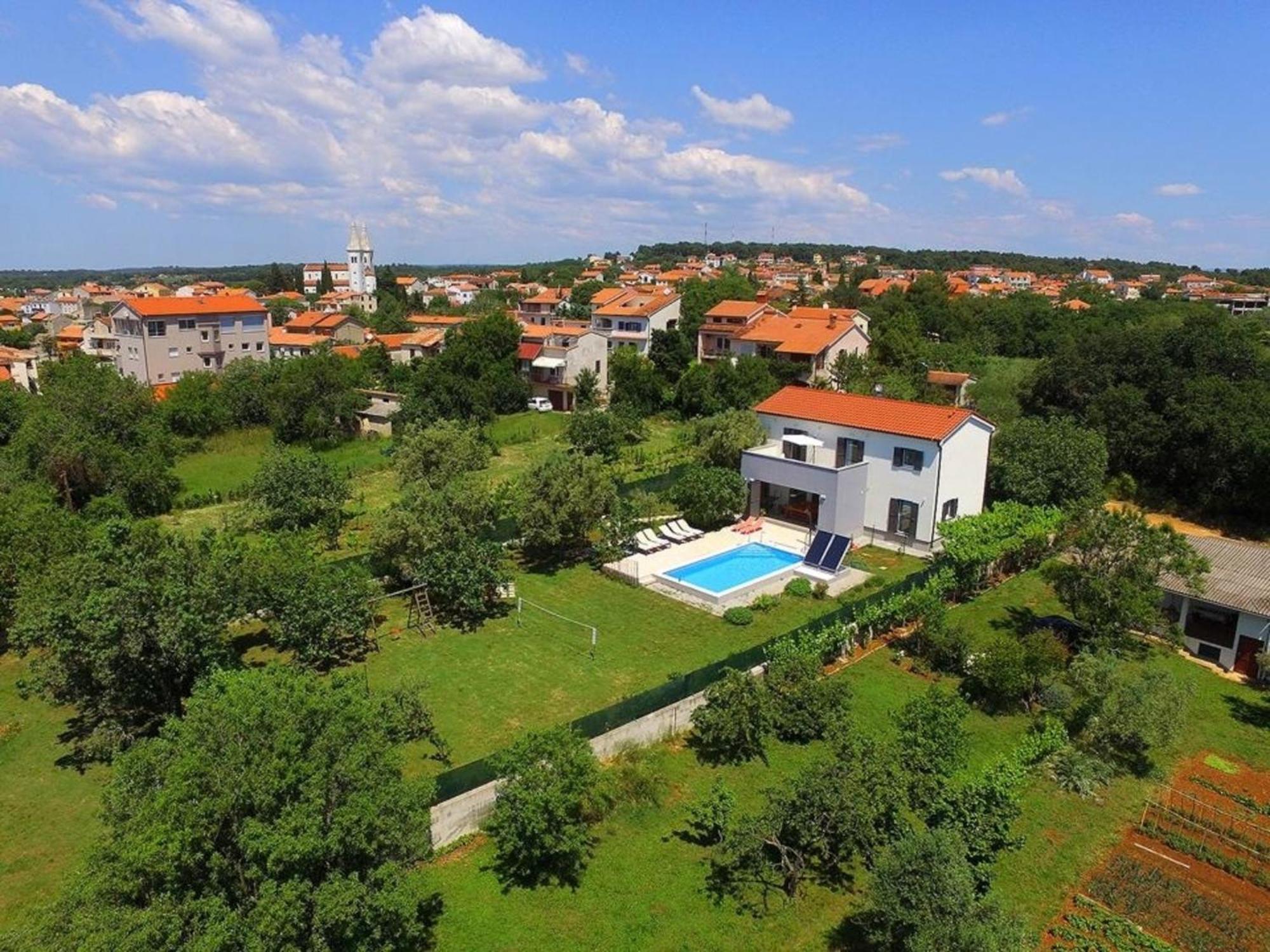 Ferienhaus Mit Privatpool Fuer 8 Personen Ca 200 Qm In Medulin, Istrien Suedkueste Von Istrien Exteriör bild
