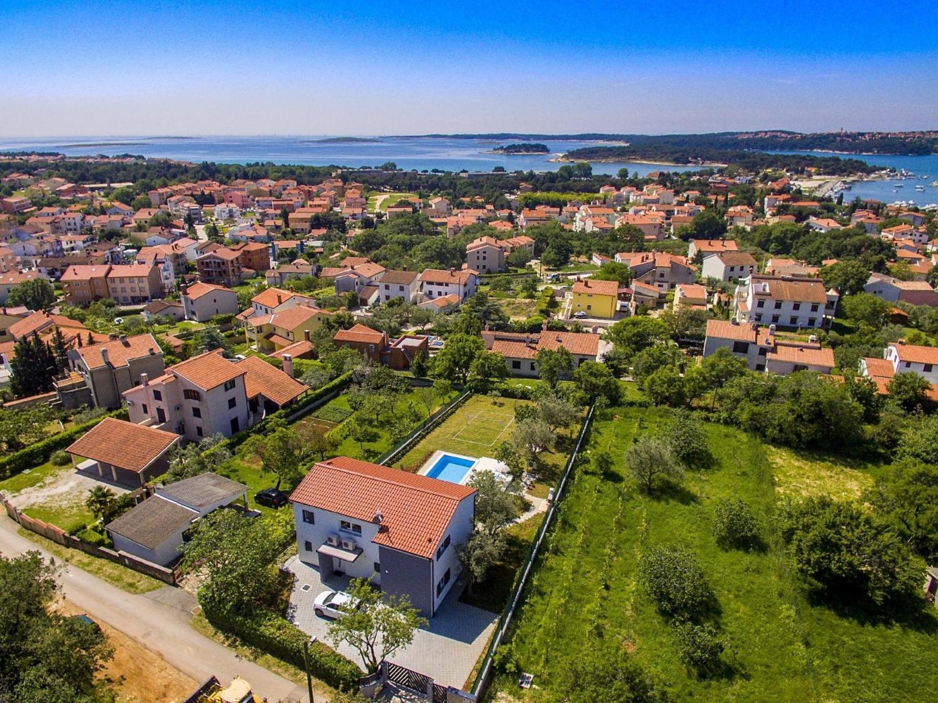 Ferienhaus Mit Privatpool Fuer 8 Personen Ca 200 Qm In Medulin, Istrien Suedkueste Von Istrien Exteriör bild